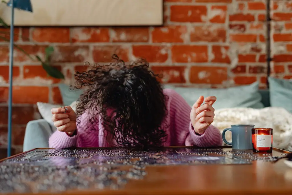 ways for stress relief - jigsaw puzzles